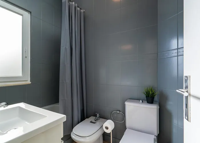 Covelo Park Apartment *